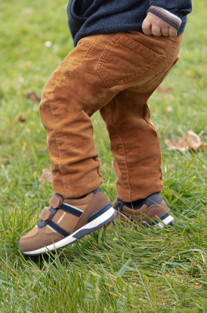 Дитячі шкіряні туфлі Mayoral колір коричневий (2597214)