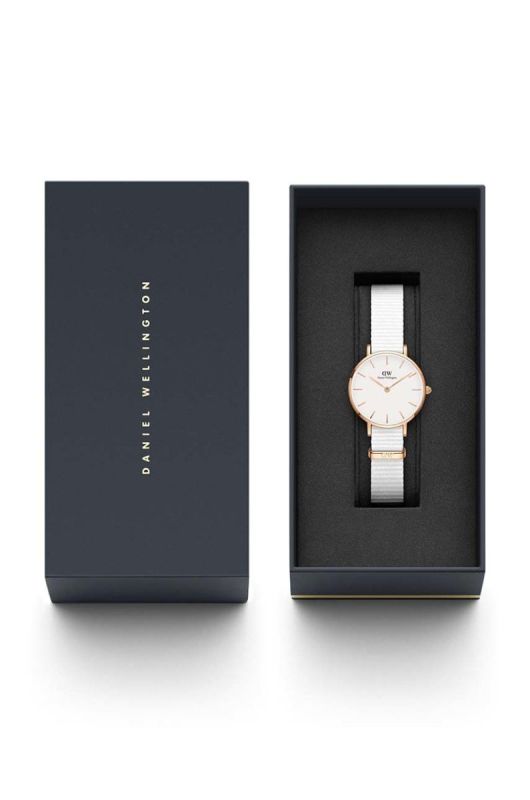 Годинник Daniel Wellington Petite 28 Dover жіночий колір рожевий фото 2