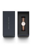 Годинник Daniel Wellington Petite 24 Pressed жіночий колір рожевий