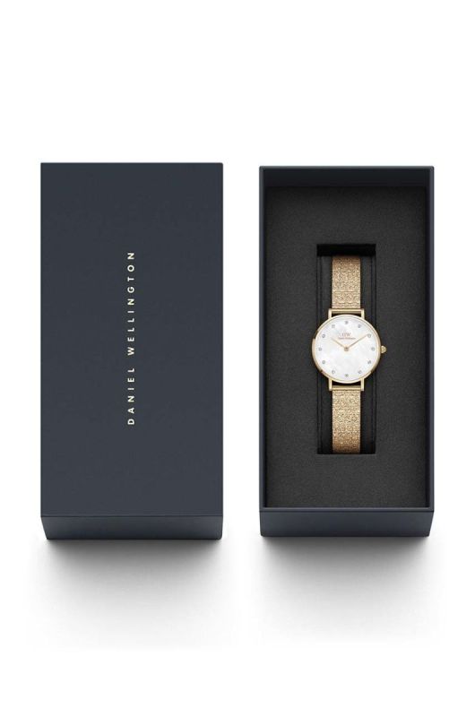 Годинник Daniel Wellington Petite 28 Lumine колір золотий фото 3