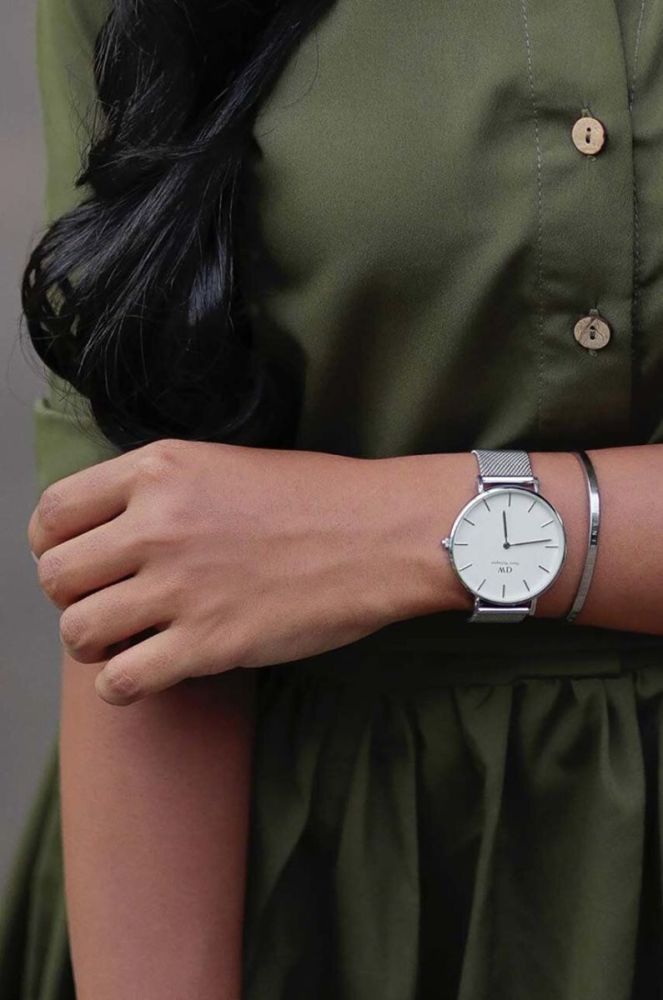 Годинник Daniel Wellington Petite 36 Sterling жіночий колір срібний фото 3