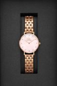 Годинник Daniel Wellington Petite Lumine 28 Link жіночий колір золотий