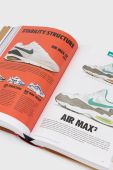 Книга Taschen GmbH Sneaker Freaker. The Ultimate Sneaker Book, Simon Wood колір барвистий