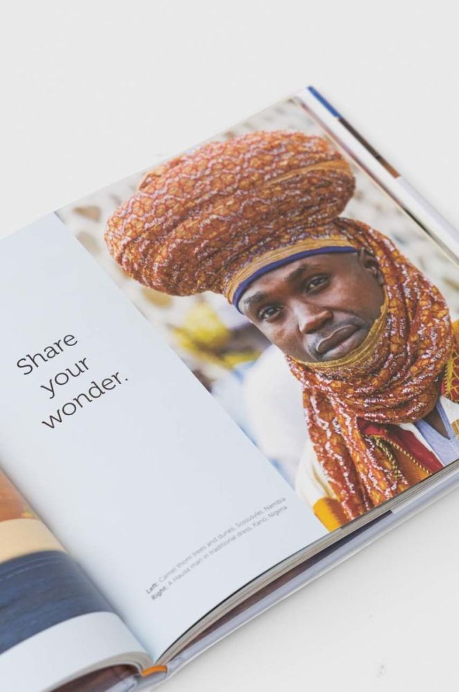 Книга Workman Publishing Why We Travel, Patricia Schultz колір барвистий фото 2