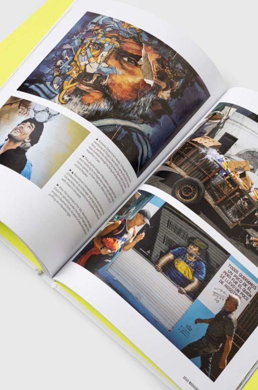 Книга Bloomsbury Publishing PLC Football Murals, Andy Brassell колір барвистий фото 2