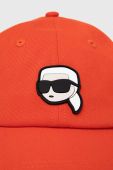 Бавовняна бейсболка Karl Lagerfeld колір помаранчевий з аплікацією