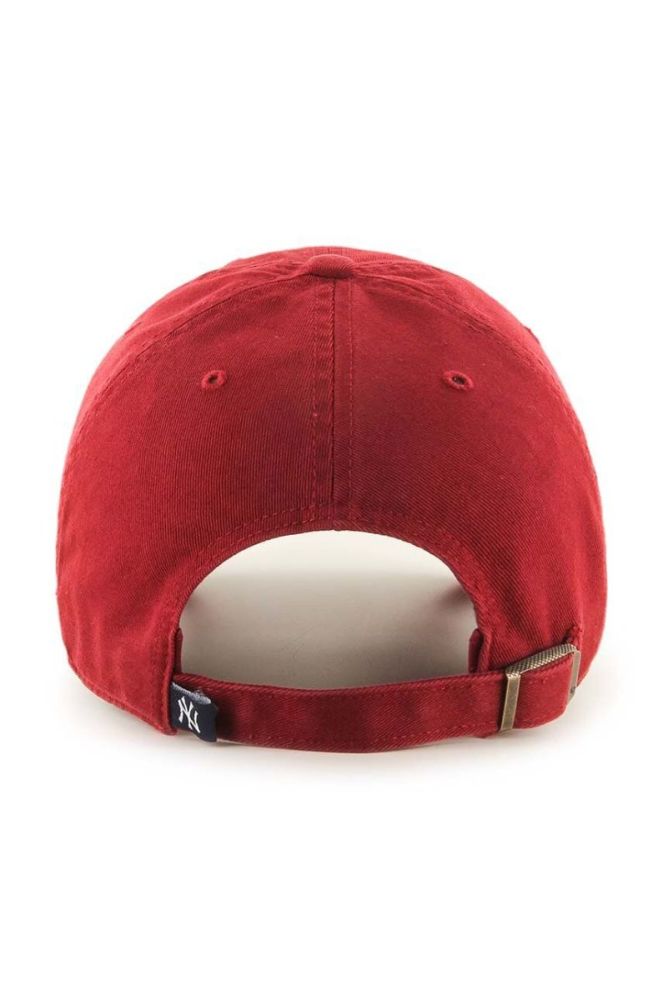 Бавовняна бейсболка 47brand MLB New York Yankees колір червоний з аплікацією фото 2