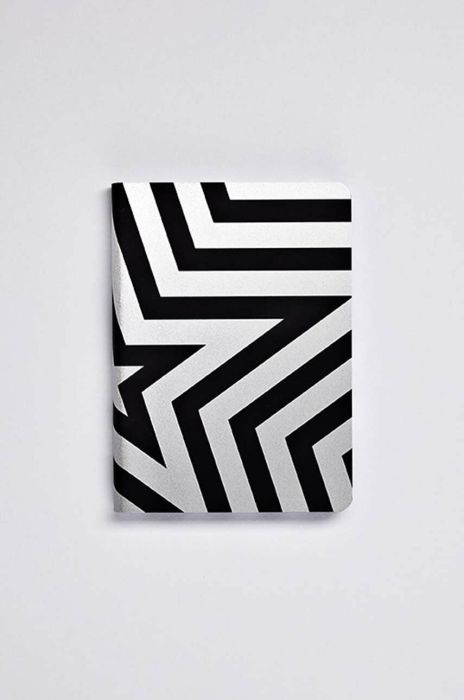 Блокнот Nuuna Super Star Silver S колір чорний