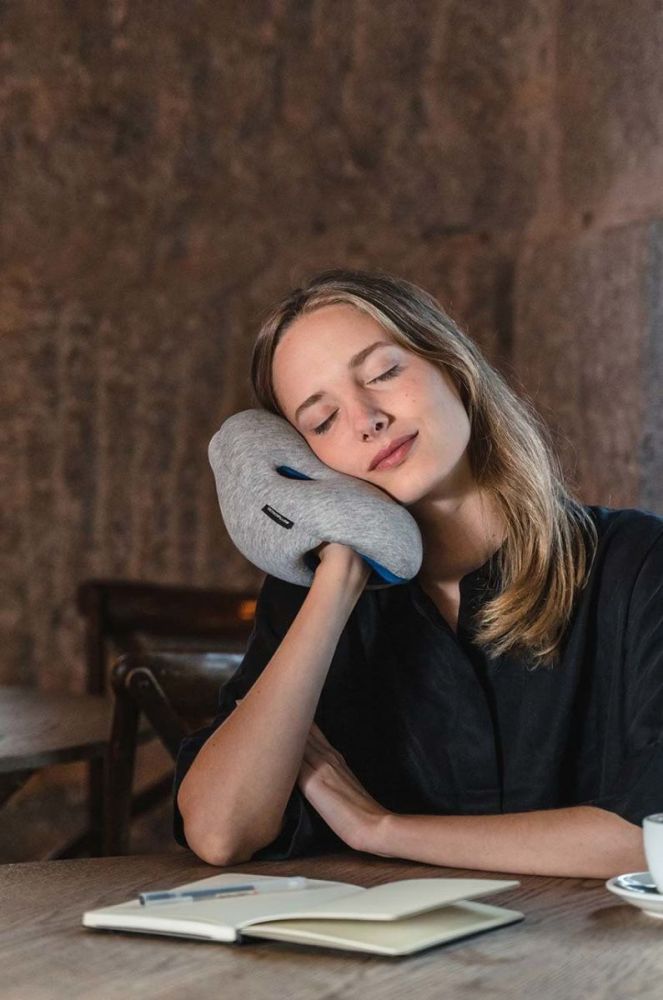 Міні-подушка Ostrichpillow Handy колір блакитний (2844067) фото 6