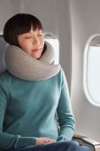 Подушка під шию Ostrichpillow Go колір сірий (2843135) Подушка під шию Ostrichpillow Go колір сірий (2843135)