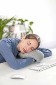 Подушка під шию Ostrichpillow Go Neck Pillow колір сірий Подушка під шию Ostrichpillow Go Neck Pillow колір сірий