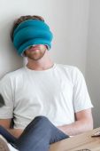Багатофункціональна подушка Ostrichpillow Light колір блакитний (3002379) Багатофункціональна подушка Ostrichpillow Light колір блакитний (3002379)