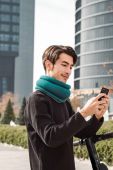Багатофункціональна подушка Ostrichpillow Light колір блакитний (3002379) Багатофункціональна подушка Ostrichpillow Light колір блакитний (3002379)