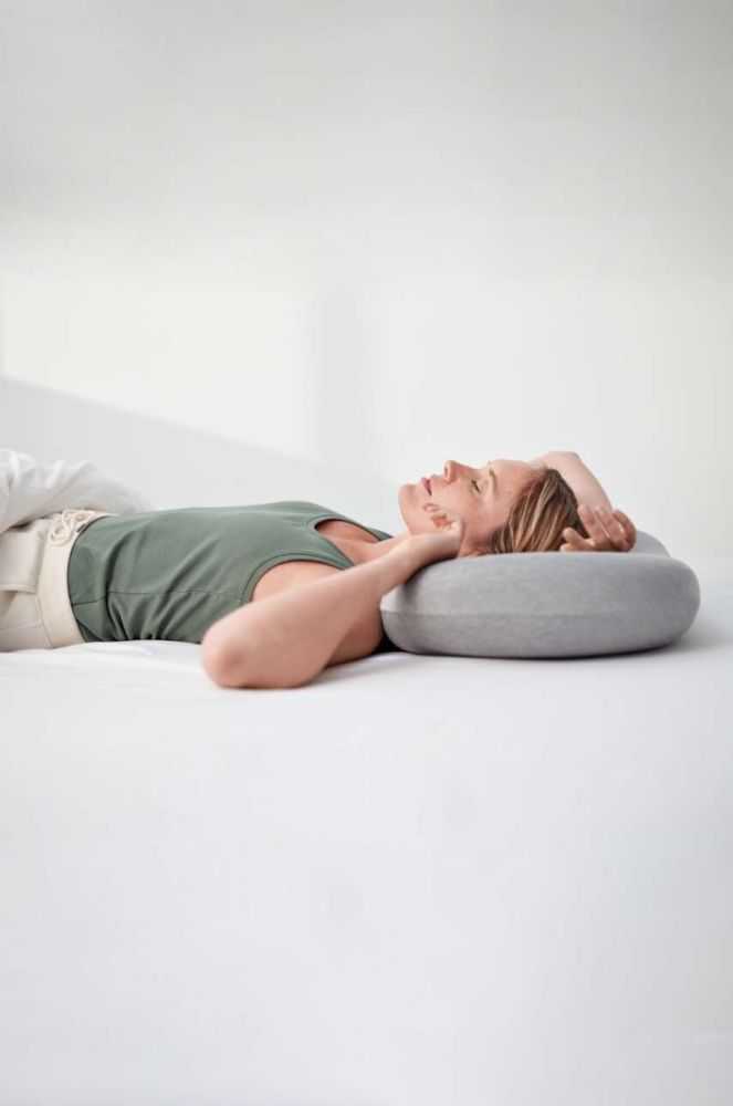 Подушка Ostrichpillow Bed Pillow колір сірий фото 6