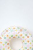 Коло для плавання та пляжний м'яч SunnyLife x SmileyWorld 2-pack колір барвистий Коло для плавання та пляжний м'яч SunnyLife x SmileyWorld 2-pack колір барвистий