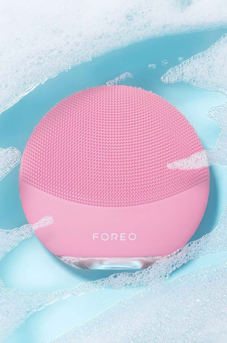 Двосторонній масажер для очищення шкіри обличчя FOREO LUNA™ 4 Mini колір рожевий (3178599)