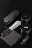 Набір для чищення взуття Hugo Boss Iconic колір жовтий Набір для чищення взуття Hugo Boss Iconic колір жовтий