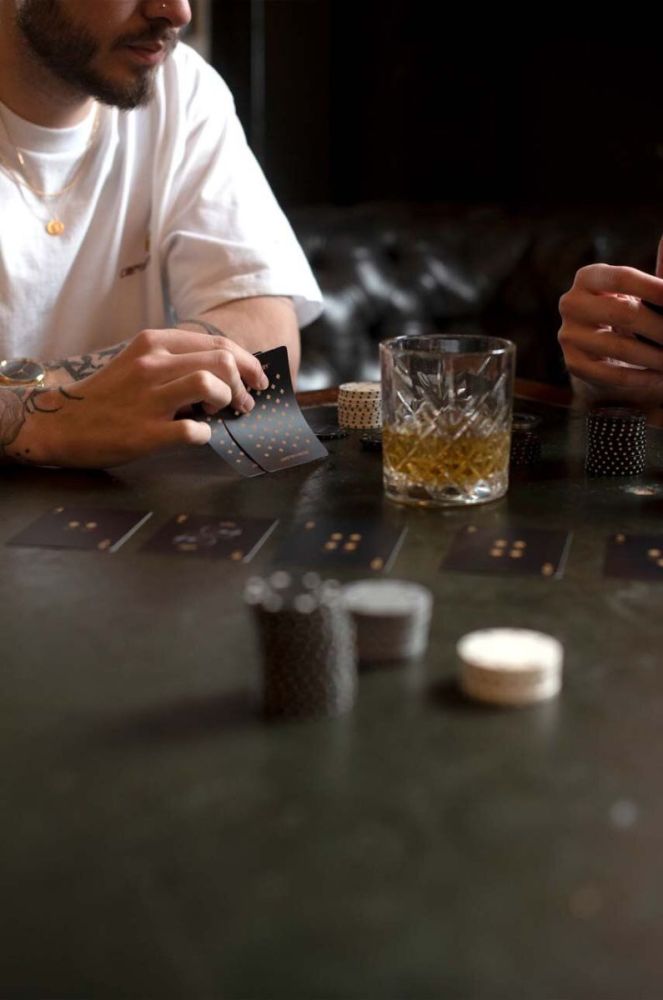 Настільна гра Luckies of London Dead Man’s Hand колір барвистий фото 7