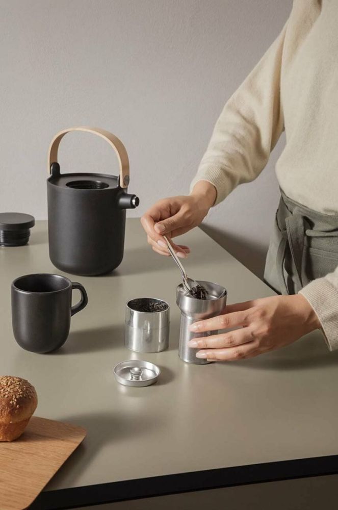 Термічний графин Eva Solo Nordic Kitchen колір чорний фото 6