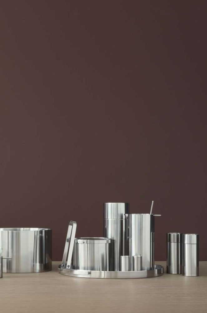 Сільничка і перечниця Stelton Arne Jacobsen колір сірий фото 3