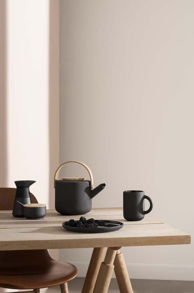 Молочник Stelton Theo 400 ml колір чорний фото 3