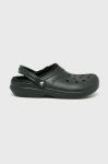 Crocs  Шльопанці Classic Lined Clog 203591 203591.CLASSIC.LINED-NAVY/CHARC колір чорний Crocs  Шльопанці Classic Lined Clog 203591 203591.CLASSIC.LINED-NAVY/CHARC колір чорний