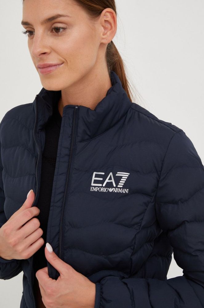 Куртка EA7 Emporio Armani жіноча колір синій перехідна (2731132)