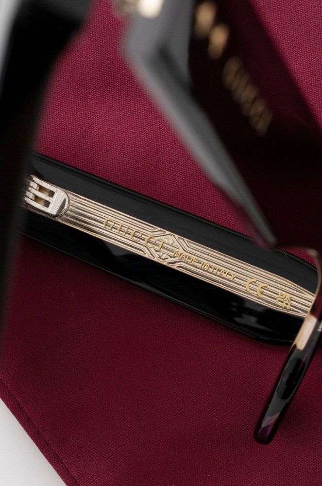 Сонцезахисні окуляри Gucci жіночі колір чорний (2476006) фото 5