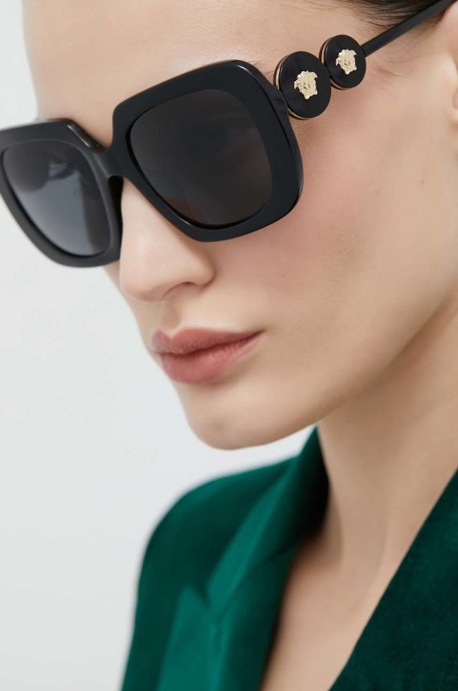 Сонцезахисні окуляри Versace жіночі колір чорний (2795728)