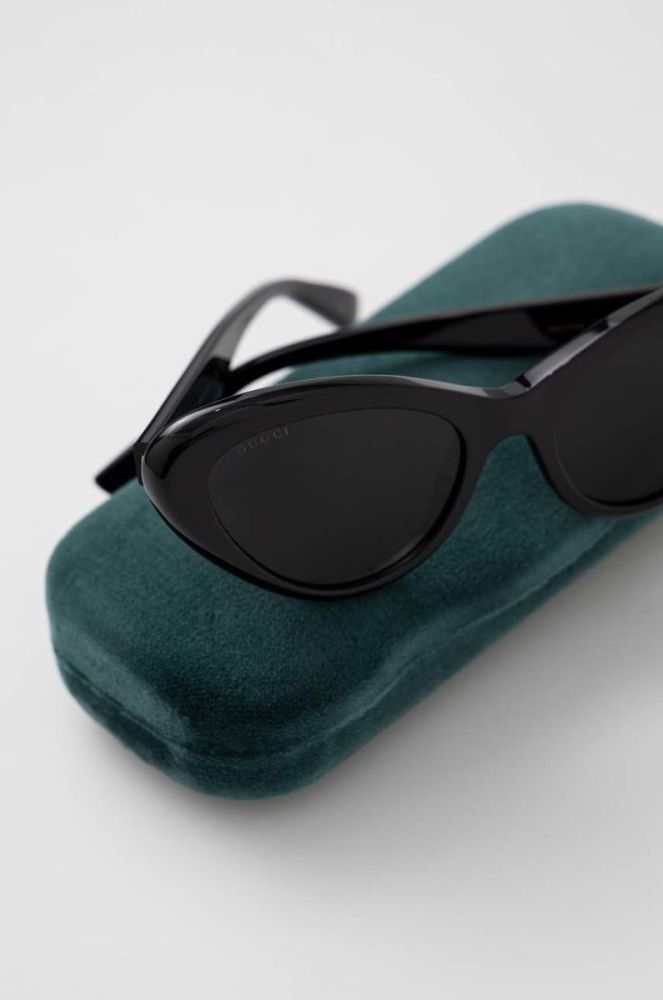 Сонцезахисні окуляри Gucci GG1170S жіночі колір чорний фото 5