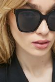 Сонцезахисні окуляри Moschino жіночі колір чорний (3157811)