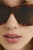Сонцезахисні окуляри Moschino жіночі колір коричневий (3157815)