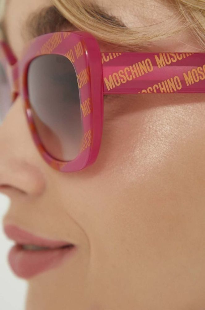 Сонцезахисні окуляри Moschino жіночі колір рожевий фото 7