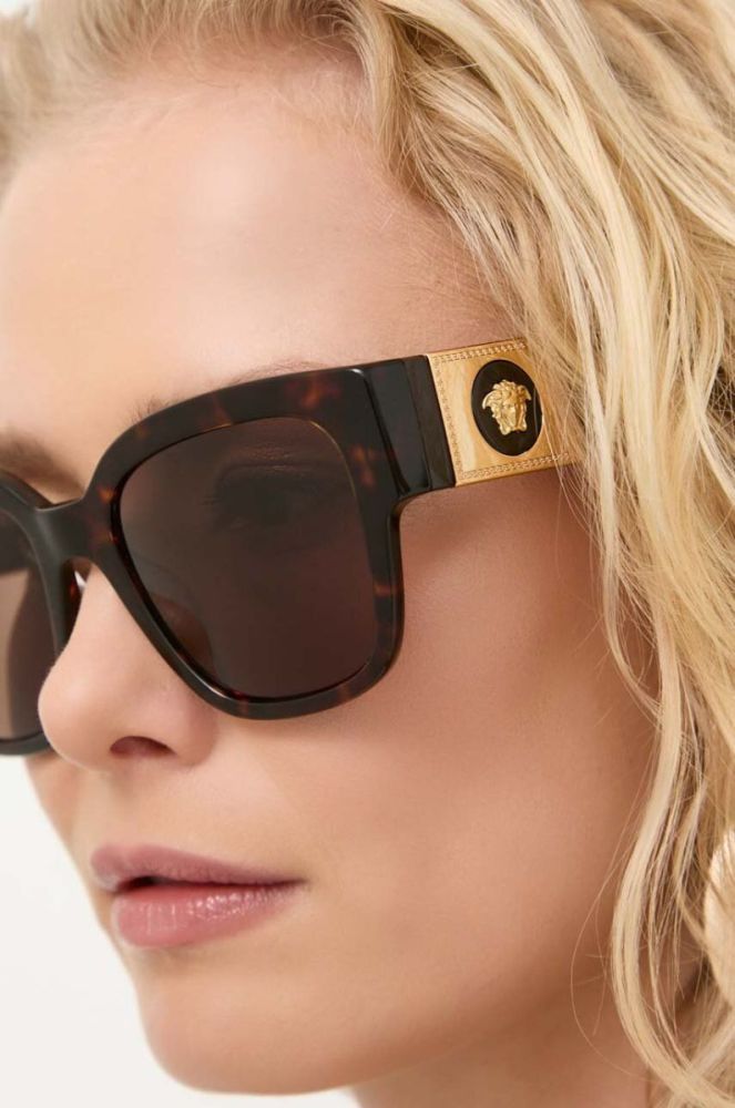 Сонцезахисні окуляри Versace жіночі колір коричневий (3232895) фото 7