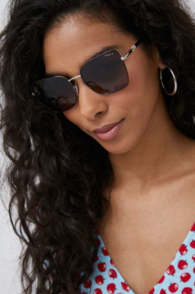 Сонцезахисні окуляри VOGUE жіночі колір коричневий (3241470)