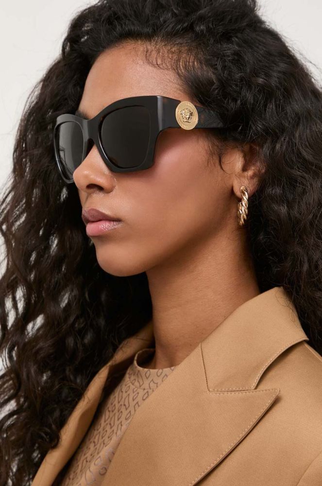 Сонцезахисні окуляри Versace жіночі колір коричневий (3374552)