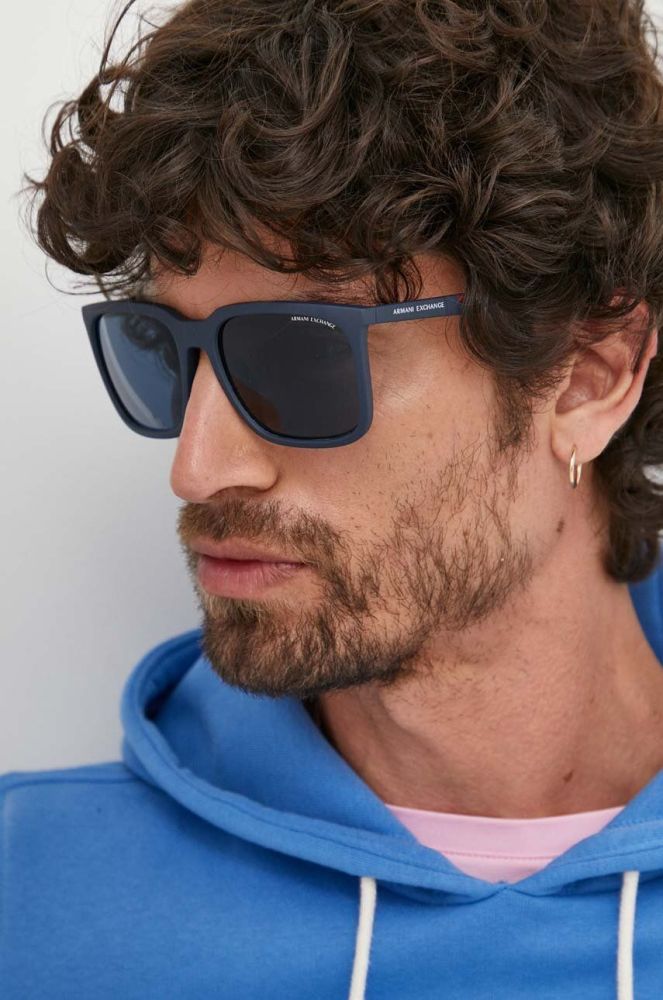 Сонцезахисні окуляри Armani Exchange чоловічі колір синій (2232120)