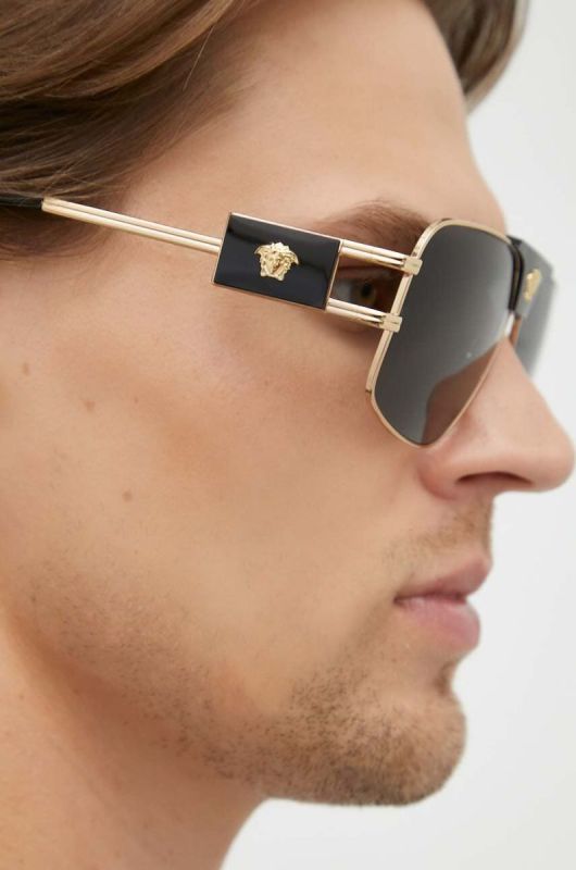 Сонцезахисні окуляри Versace чоловічі колір золотий (3262678) фото 2