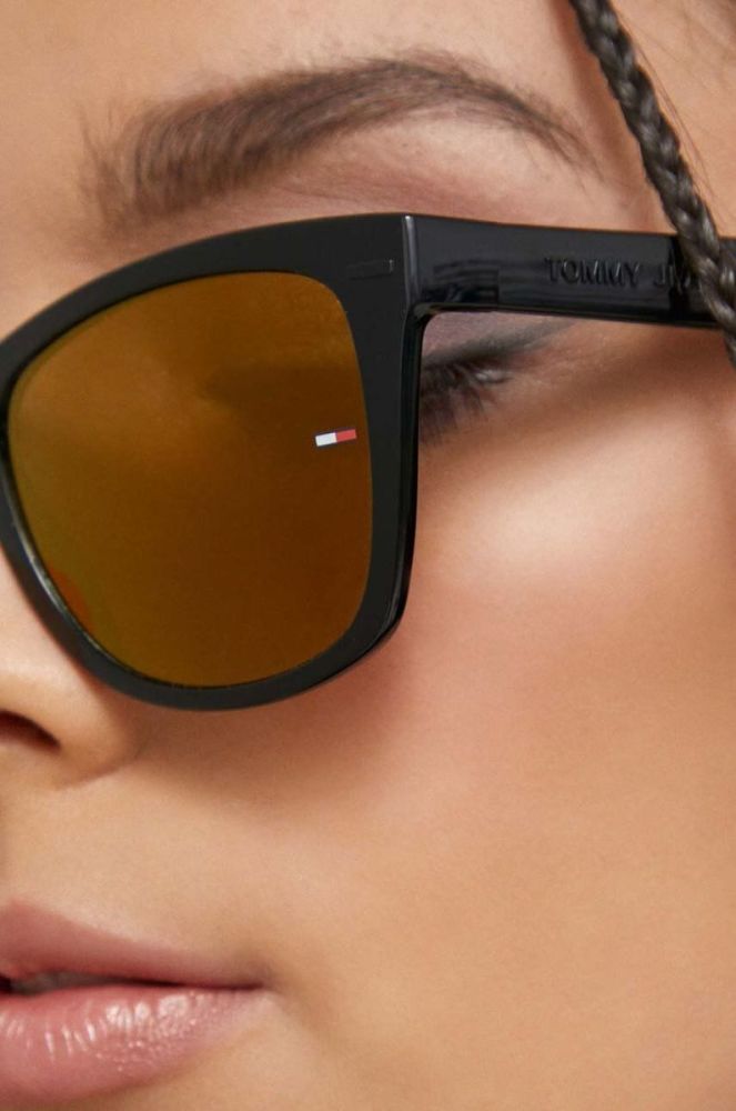 Сонцезахисні окуляри Tommy Jeans колір чорний (2564066) фото 4