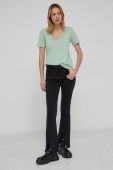 Бавовняна футболка JDY колір зелений (1955182)