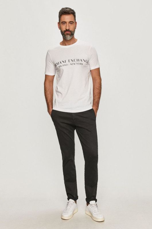 Футболка Armani Exchange чоловіча колір білий з принтом фото 2