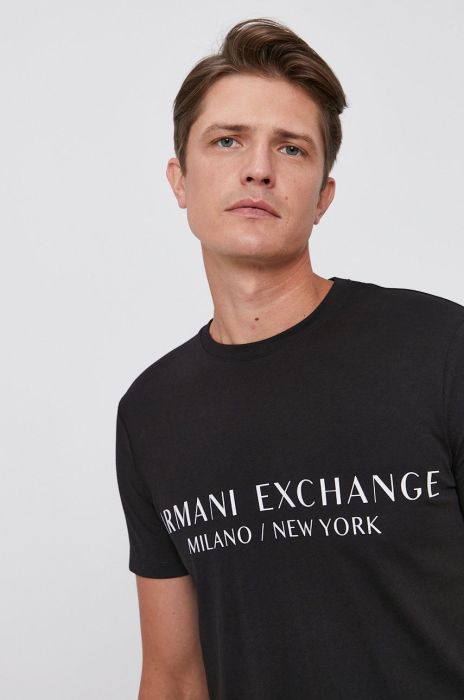 Футболка Armani Exchange чоловіча колір чорний з принтом