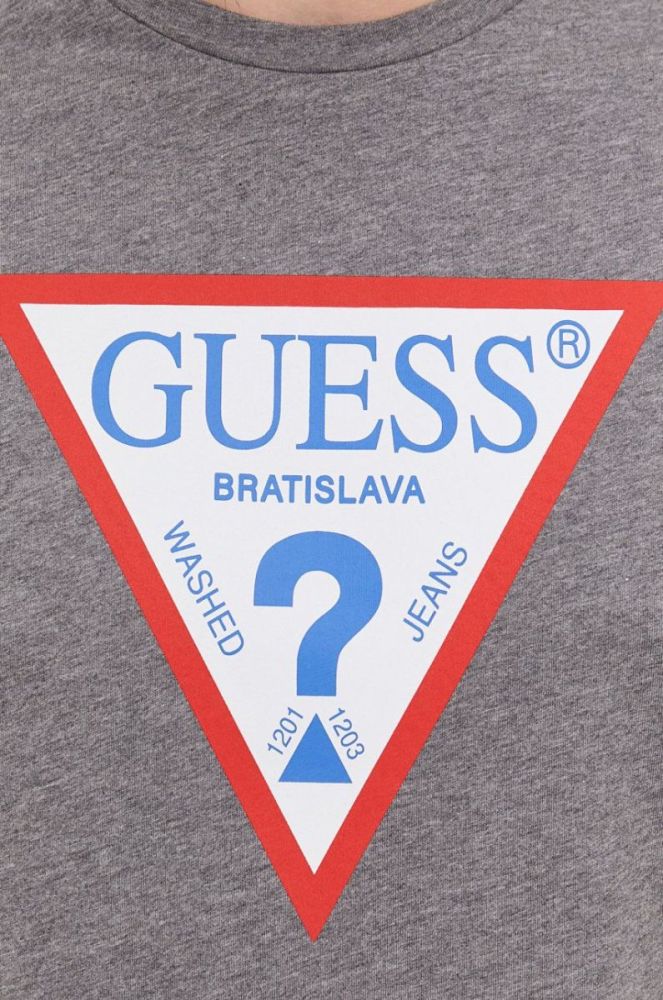 Футболка Guess чоловіча колір сірий з принтом фото 8