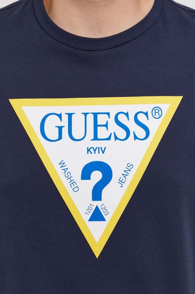 Футболка Guess чоловіча колір синій з принтом фото 7