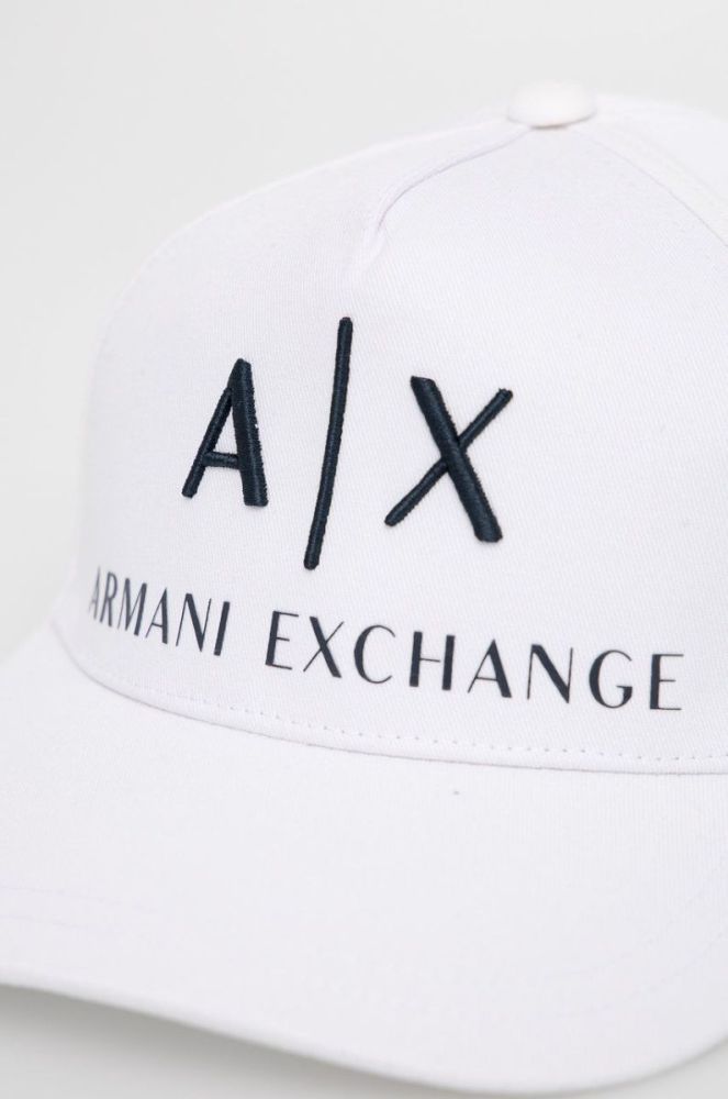 Кепка Armani Exchange колір білий з аплікацією (1637190) фото 3