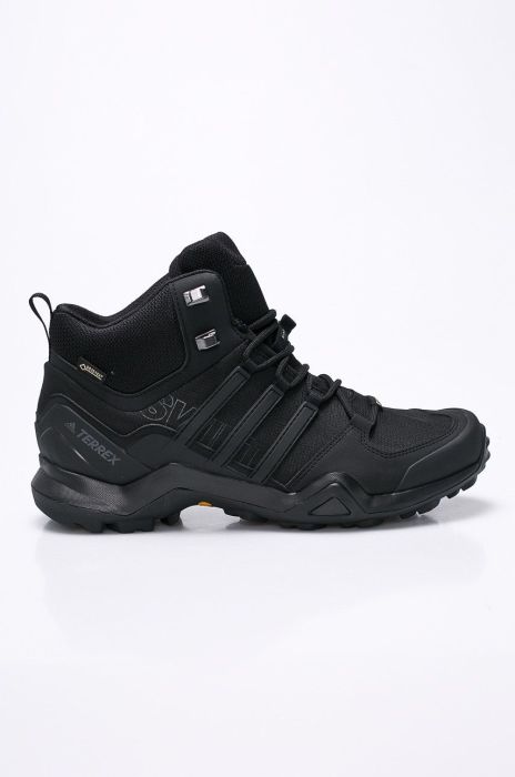 adidas Performance Черевики Terrex Swift R2 Mid CM7500-CBLACK/CBL колір чорний adidas Performance Черевики Terrex Swift R2 Mid CM7500-CBLACK/CBL колір чорний