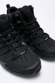 adidas Performance Черевики Terrex Swift R2 Mid CM7500-CBLACK/CBL колір чорний adidas Performance Черевики Terrex Swift R2 Mid CM7500-CBLACK/CBL колір чорний