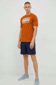 Футболка Under Armour чоловічий колір помаранчевий з принтом