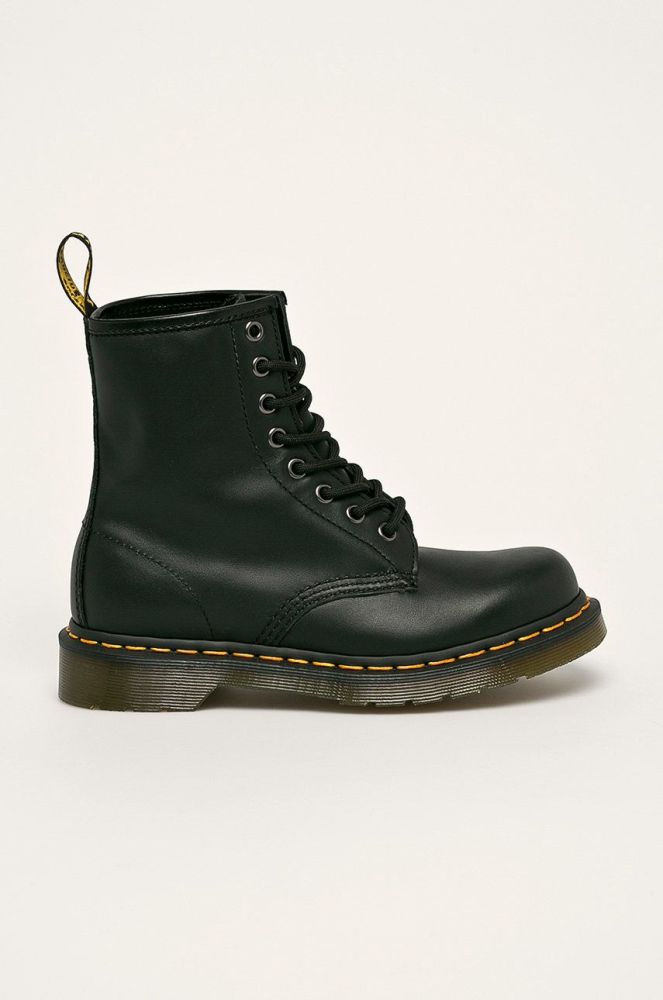 Шкіряні черевики Dr. Martens жіночі колір чорний на плоскому ходу (1055823)