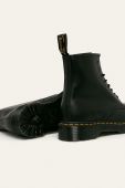 Шкіряні черевики Dr. Martens чоловічі колір чорний (817946) Шкіряні черевики Dr. Martens чоловічі колір чорний (817946)